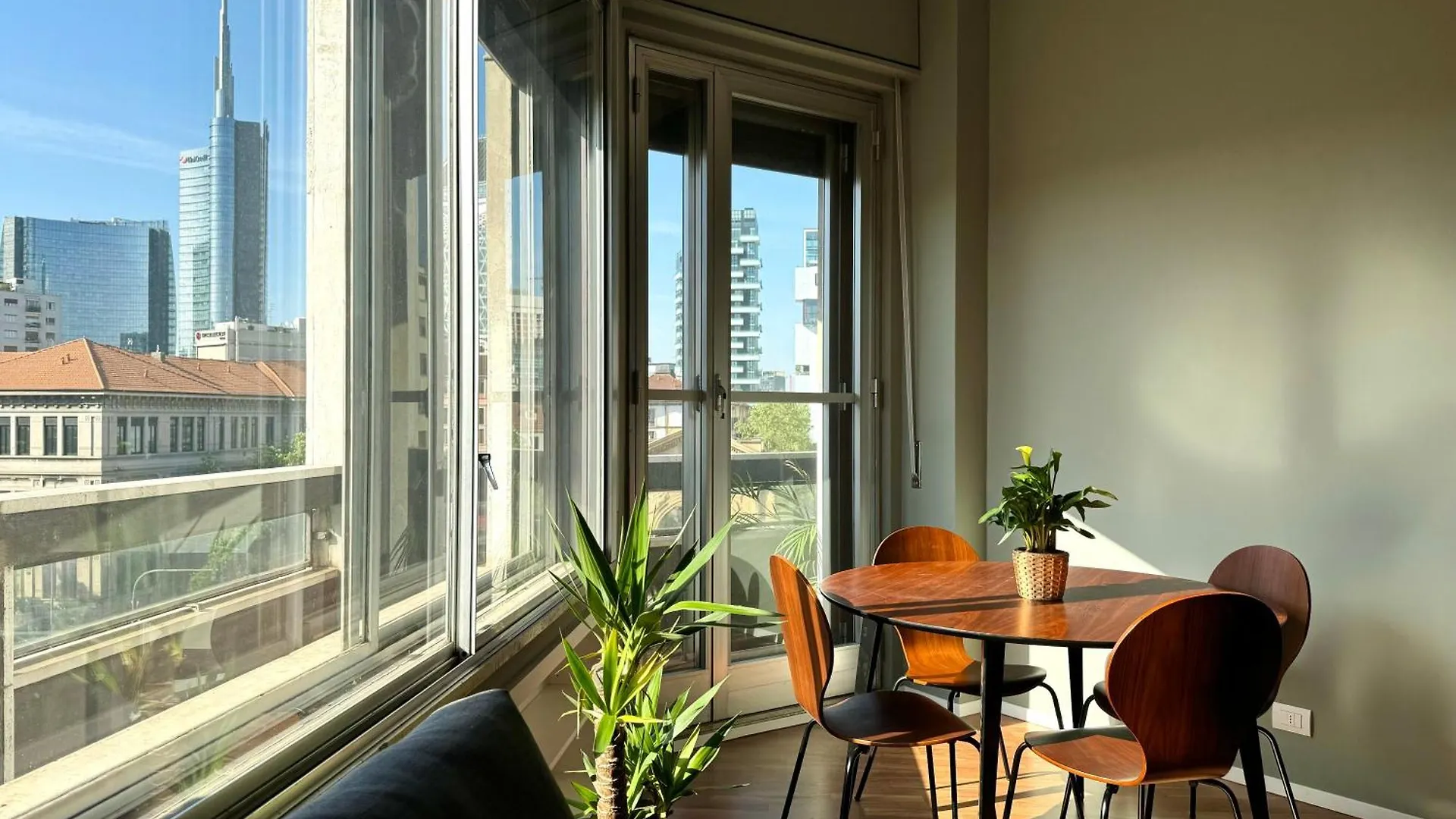 Urban Jungle 3 - Porta Nuova location